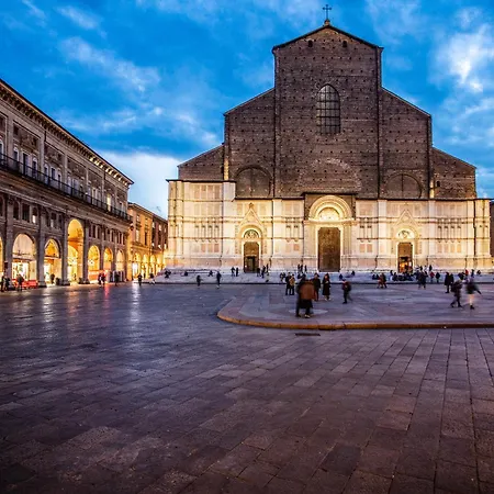 Urbanicooh Guidozagni - Piazza Maggiore View בולוניה